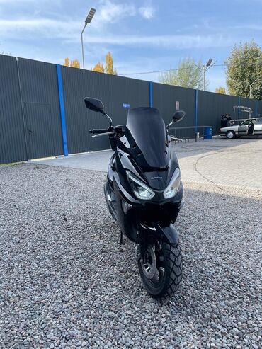купить машину за 5000 долларов: Макси-скутер 150 куб. см, Бензин, Новый