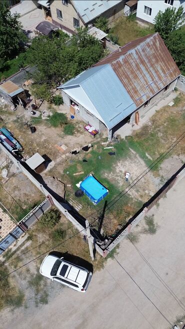 сдается дом арча бешик: Дом, 46 м², 3 комнаты, Агентство недвижимости, Старый ремонт
