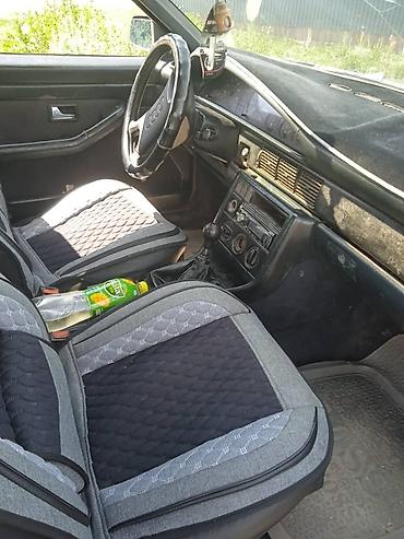Унаа: Audi 100: 1989 г., Кол менен иштөөчү, Бензин, Седан — 4