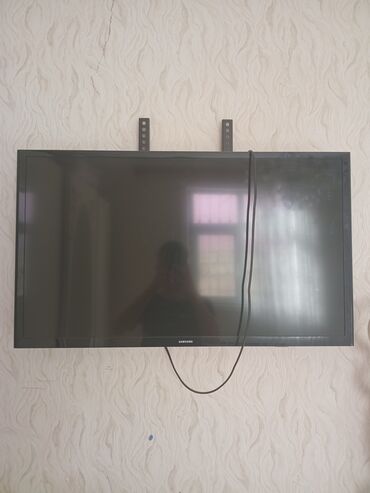 Televizorlar: Televizor Samsung Led 40" FHD (1920x1080)