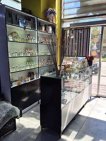 parfüm vitrini: ALIFZADE PARFUME – ətir və aksesuar vitrini Məhsul çeşidi: - — 7