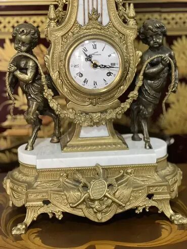 Satovi za kuću: Kaminski sat sa svećnjacima (anđeli) ⏰🕯️👼 Mehanizam: Odlično stanje — 11