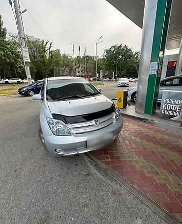 Транспорт: Toyota Ist: 2003 г., 1.5 л, Автомат, Бензин, Хэтчбэк — 1