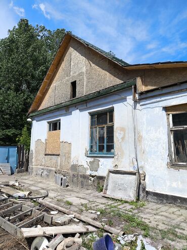 дома в кыргызстане: 65 кв. м, 4 бөлмө, Ремонт талап кылынат Эмерексиз