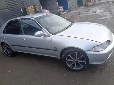 Honda: Honda Civic: 1995 г., 1.5 л, Автомат, Бензин, Седан