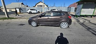 kia rio хетчбэк: Kia Rio: 2017 г., 1.6 л, Автомат, Бензин, Хэтчбэк — 1