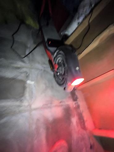 Elektrikli samokatlar: İşlənmiş Elektrik samokat 10", 501 - 750 Vt, 16 - 25 km/s, Rayonlara çatdırılma, Ünvandan götürmə, Ödənişli çatdırılma — 13