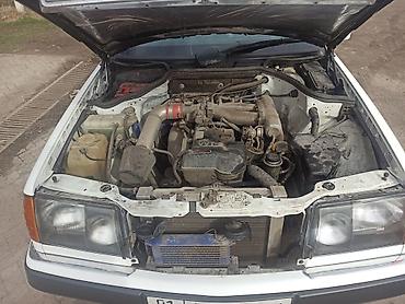 мотор 2jz: Mercedes-Benz E-Class: 1988 г., 2.5 л, Автомат — 2
