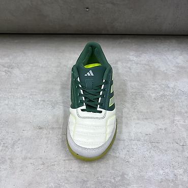 кожанные шорты: Adidas футзалки (зал/indoor) - Модель с низким профилем для игры в — 4
