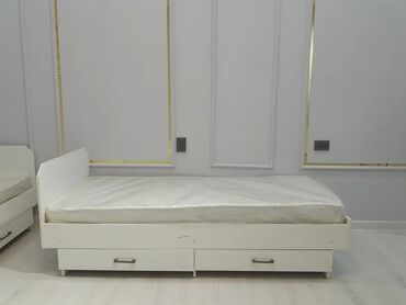 купить диван односпальный: Односпальная кровать, Новый, С матрасом, длина - 190 см