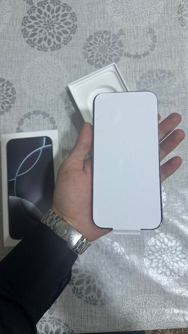 iphone 16 pro satilir: IPhone 16 Pro Max, 256 GB, White Titanium, Zəmanət, Barmaq izi, Simsiz şarj