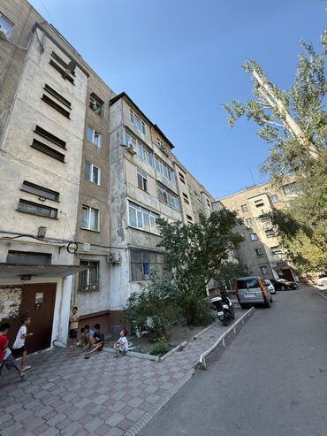 квартира фатьянова: 2 бөлмө, 52 кв. м, 105-серия, 4 кабат, Косметикалык ремонт