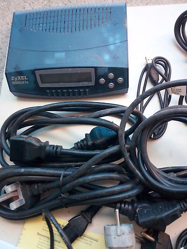 komputer kabel: Istifadə olinmamiş təzə müxtəlif kabellər. şəkildə olmayanlarda var — 4