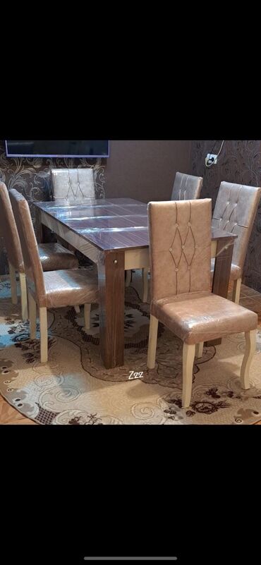Masa və oturacaq dəstləri: Qonaq otağı üçün, İşlənmiş, Yumru masa, 6 stul