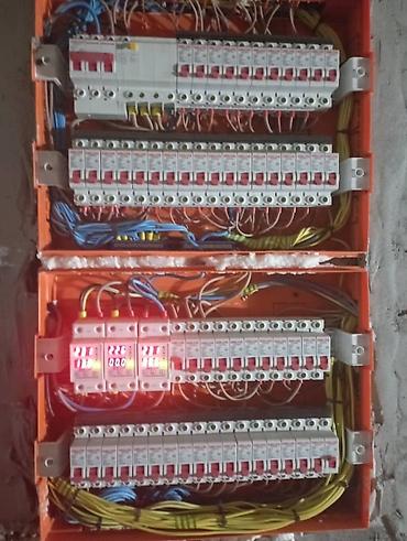 Электрики: Электрик | Установка коробок, Установка телевизоров, Электромонтажные работы Больше 6 лет опыта — 7