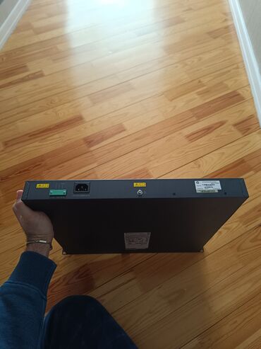 Modemlər və şəbəkə avadanlıqları: HP A5120 Series Switch (JG091A) - 24x 10/100/1000Base-T RJ-45 şəbəkə — 7