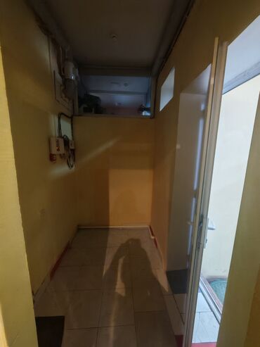 Digər kommersiya daşınmaz əmlakı: APTEK Sumqayit şəhərində yerləşir,2013cü ildə açılıb 20 gündü — 16