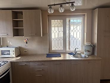 ул фрунзе бишкек: 60 м², 3 бөлмө, Жаныбарлар менен болот — 4