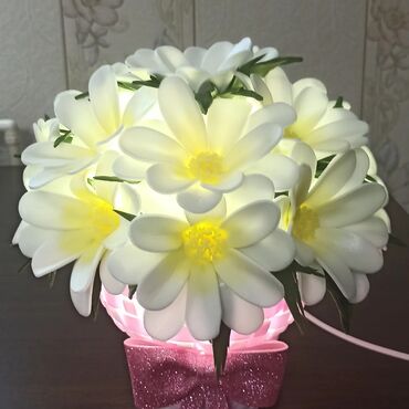 новогодние подарки 2022 бишкек: Продаю цветы -светильники . шикарный букет который будет всегда