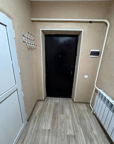 Долгосрочная аренда квартир: 1 комната, Агентство недвижимости, Без подселения, С мебелью частично