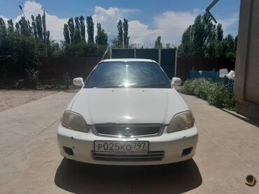 продаю машына: Honda Civic: 1999 г., 1.5 л, Автомат, Бензин, Седан