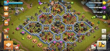devit 3: Clash of Clans hesabı – inkişaf etmiş baza və resurslar - Şəhər