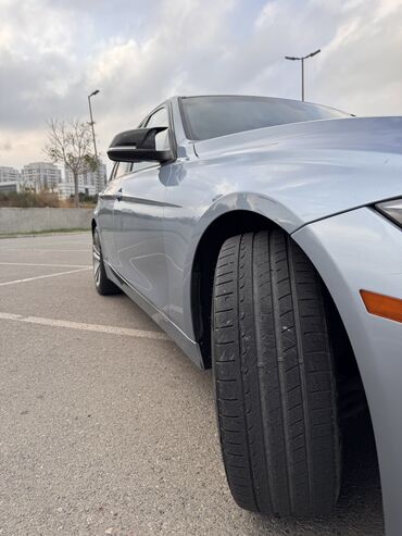 BMW: BMW 3 series: 2 l | 2013 il Sedan — 7