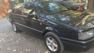 Volkswagen: Volkswagen Passat: 1995 г., 1.8 л, Механика, Бензин, Седан