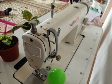 шейный машины: Швейная машина Yamata, Вышивальная, Ручной