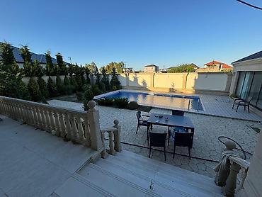 Həyət evləri və villaların satışı: 11 otaq, 350 kv. m, Təmirsiz — 25