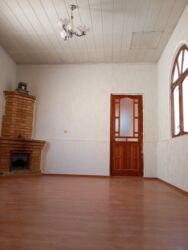 Uzunmüddətli kirayə evlər: 180 kv. m, 4 otaqlı -da lalafo.az — 9 Uzunmüddətli kirayə evlər: 180 kv. m, 4 otaqlı — 9