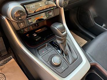 американцы: Toyota RAV4: 2019 г., 2.5 л, Вариатор, Гибрид, Кроссовер — 8