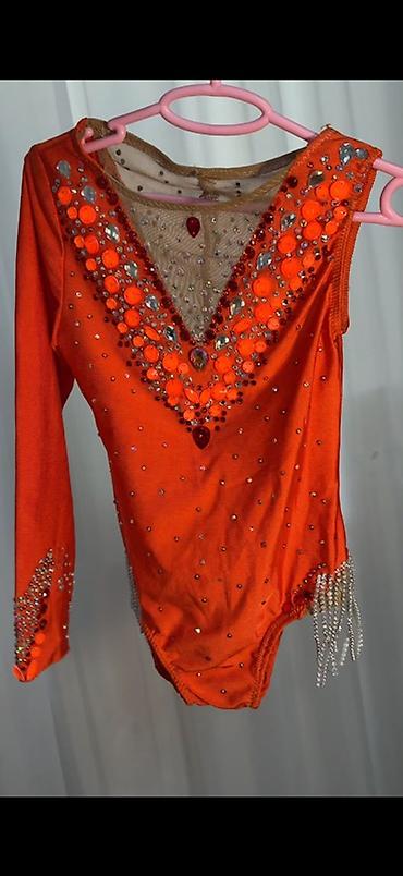 xonca bezemek: Məhsul: Bədii gimnastika üçün səhnə geyimləri (leotard kolleksiyası) — 5