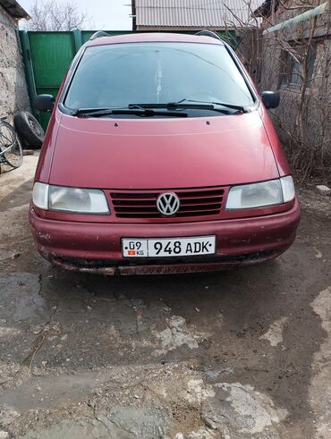 радио авто: Volkswagen Sharan: 1998 г., 2 л, Механика, Бензин, Минивэн