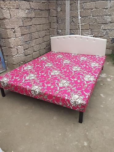 Kravat taza 
Hazırı var 
Çatdırılma münasib qiymata — 1
