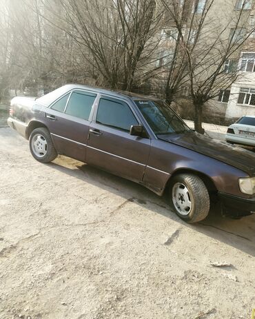 Mercedes-Benz: Mercedes-Benz E-Class: 1990 г., 2.3 л, Механика, Бензин, Седан