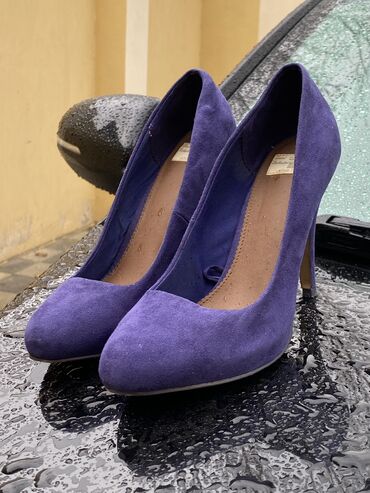 Женская обувь: Туфли, Размер: 37, цвет - Фиолетовый, Б/у