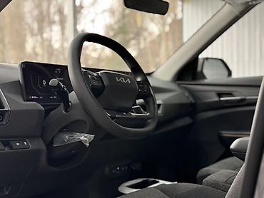 Kia: Kia EV5: 2024 г., Электромобиль, Кроссовер — 5