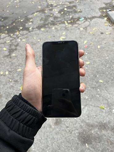 iphone s16: IPhone X, Gümüşü — 2