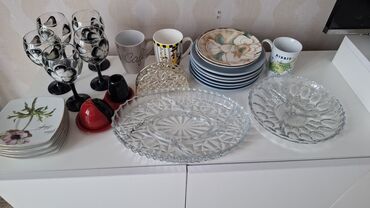 Qida məhsulları: Mətbəx qab-qacaq dəsti – qarışıq kolleksiya Paketdə olanlar: - 6 ədəd