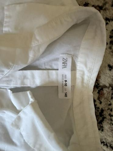 кофта топ: Белая укороченная рубашка ZARA для девочек - Бренд: ZARA - Размер на — 2