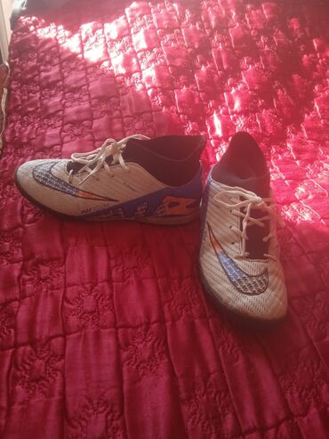 интернет магазин спортивной одежды бишкек: Найк аир зуум хорошие состояние 37 размер хорошем расцветке голубой