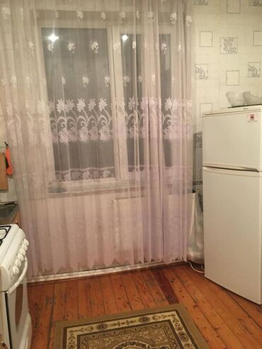 Uzunmüddətli kirayə evlər: 170 kv. m, 4 otaqlı -da lalafo.az — 12 Uzunmüddətli kirayə evlər: 170 kv. m, 4 otaqlı — 12