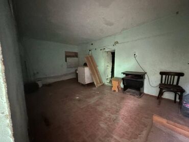 Kommersiya daşınmaz əmlakının satışı: Köhnə Günəşlidə əsas yolun kənarında, 9 mərtəbəli binanın — 9