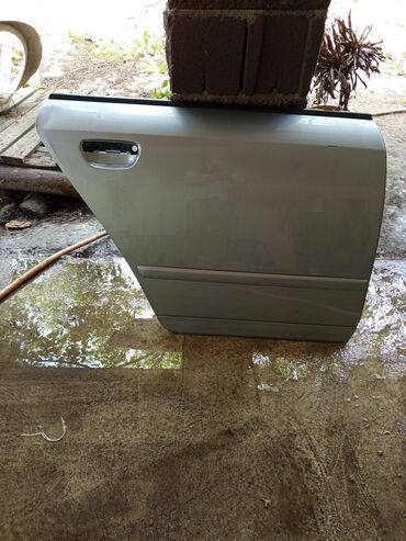 Двери и комплектующие: Дверь Комплект Audi, Б/у, Оригинал at lalafo.kg — 3 Двери и комплектующие: Дверь Комплект Audi, Б/у, Оригинал — 3