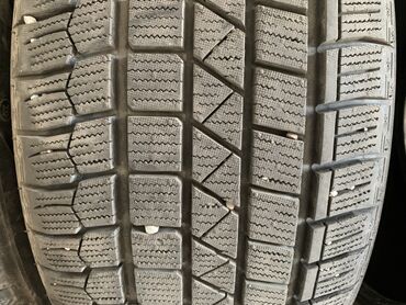 резина 20: Продаю резину разноширокая зад275/35 перед245/40китай почти новая одну