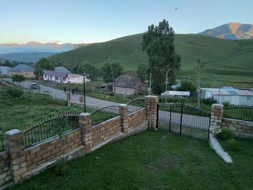 Həyət evləri və villaların satışı: 6 otaqlı, 180 kv. m, Yeni təmirli — 12