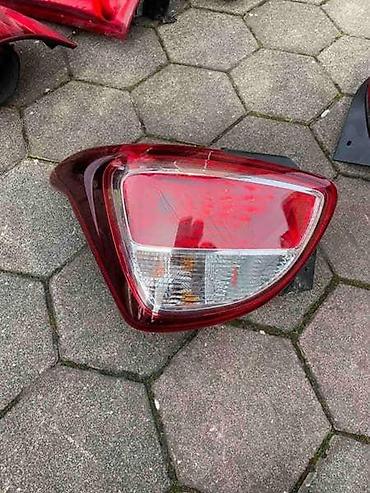 remenica: | LEVA I DESNA STOP LAMPA ZA HYUNDAI I10 OD 2015. DO 2019. GOD. | — 1