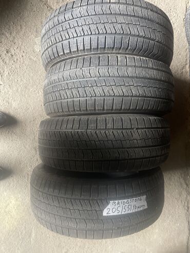 Шины: Шины 205 / 55 / R 16, Зима, Б/у, Комплект, Легковые, Япония, Bridgestone