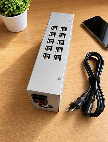 Многопортовое зарядное устройство с USB-хабом - 12 USB‑портов типа A